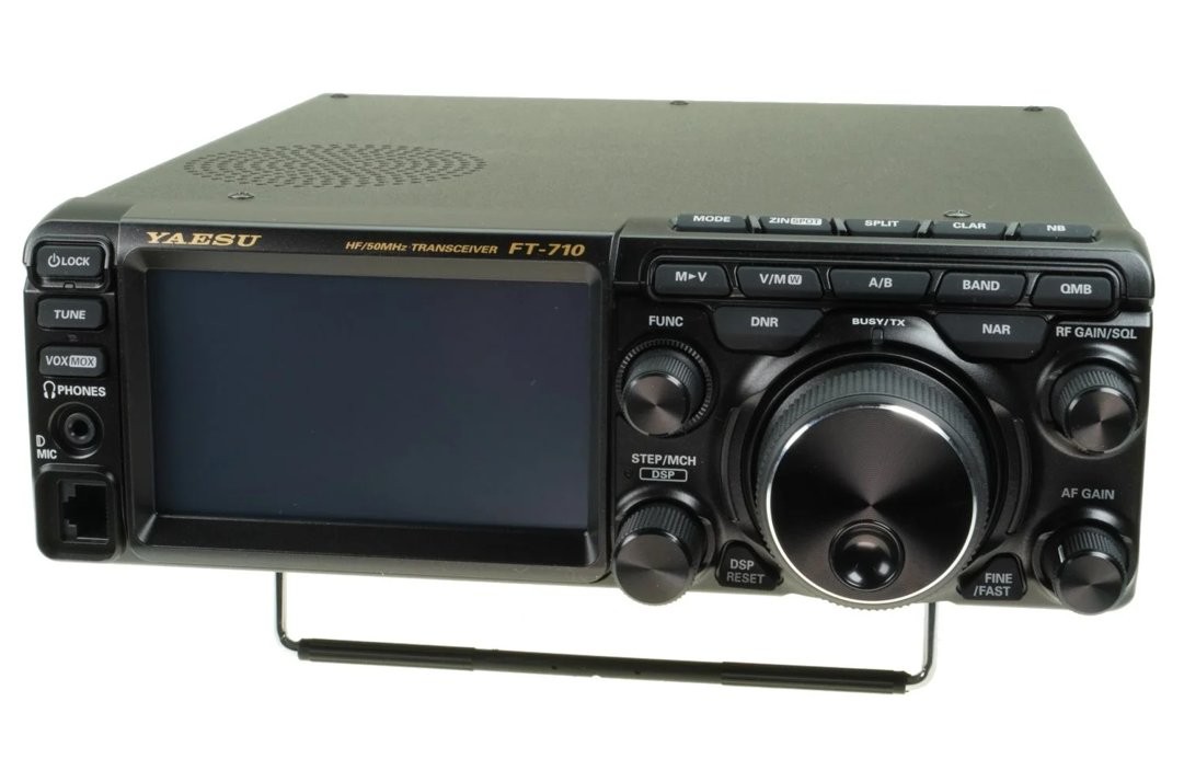 Yaesu FT-710